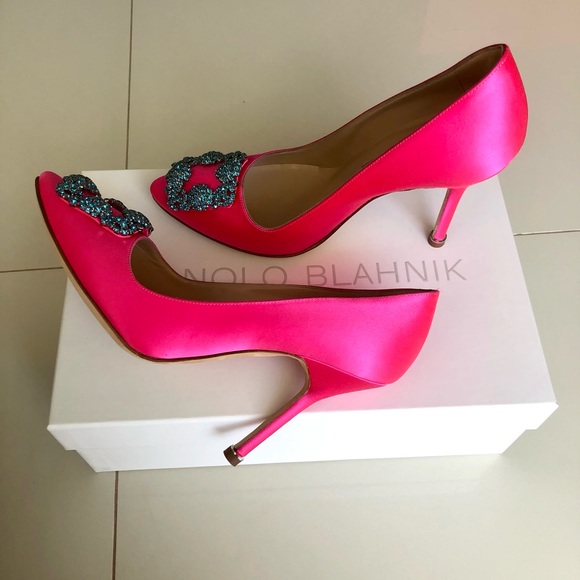 NEW!! Manolo Blahnik Hangisi 105mm Pumps, size 6. - Picture 1 of 7